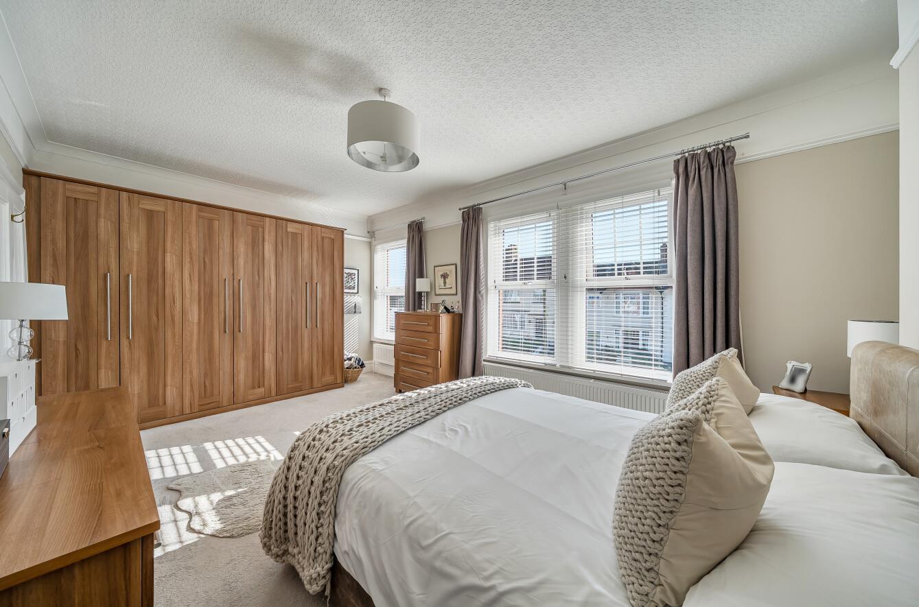 Hazelmere Road, Sketty, Swansea, SA2 0SN